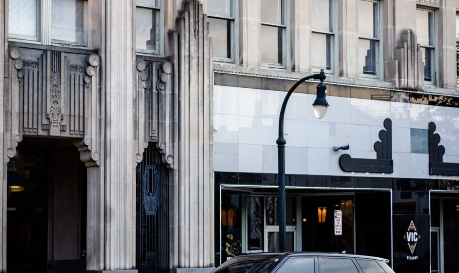 تأجير السيارات الفاخرة في الإمارات: