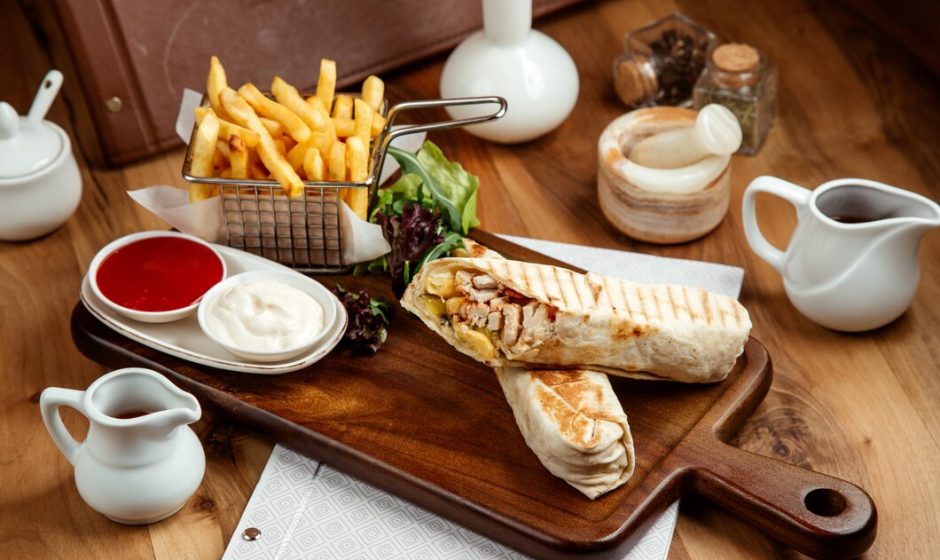 Turkish Shawarma vs Arabic Shawarma: What’s Actually Different in Dubai?
